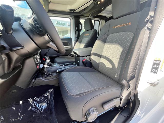 2026 Jeep Gladiator Mojave (Stk: 26-219) in Sarnia - Image 10 of 24