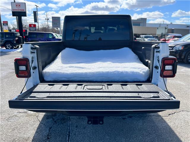 2026 Jeep Gladiator Mojave (Stk: 26-219) in Sarnia - Image 23 of 24