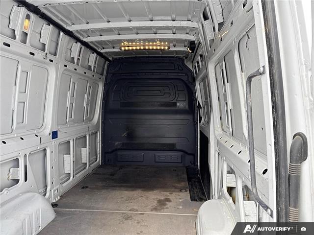 2020 Mercedes-Benz Sprinter 2500 Standard Roof V6 (Stk: L3124) in London - Image 12 of 25