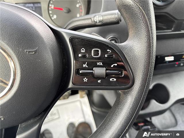 2020 Mercedes-Benz Sprinter 2500 Standard Roof V6 (Stk: L3124) in London - Image 16 of 25