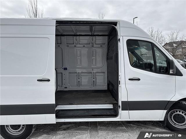 2021 Mercedes-Benz Sprinter 2500 Standard Roof I4 Diesel (Stk: L3125) in London - Image 13 of 25
