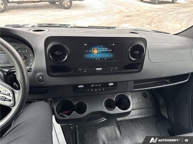 2021 Mercedes-Benz Sprinter 2500 Standard Roof I4 Diesel (Stk: L3125) in London - Image 19 of 25