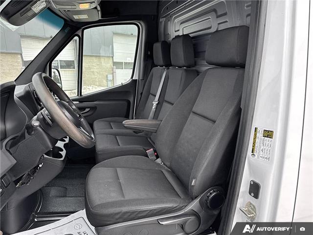 2021 Mercedes-Benz Sprinter 2500 Standard Roof I4 Diesel (Stk: L3125) in London - Image 20 of 25