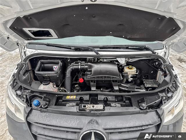 2021 Mercedes-Benz Sprinter 2500 Standard Roof I4 Diesel (Stk: L3139) in London - Image 10 of 25
