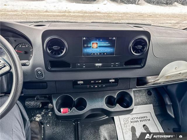 2021 Mercedes-Benz Sprinter 2500 Standard Roof I4 Diesel (Stk: L3139) in London - Image 19 of 25