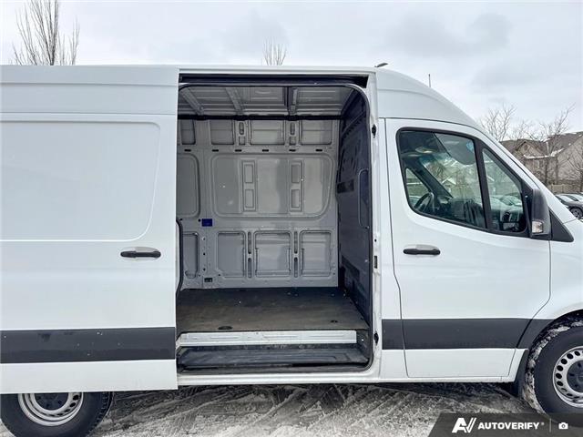 2021 Mercedes-Benz Sprinter 2500 Standard Roof I4 Diesel (Stk: L3138) in London - Image 13 of 25