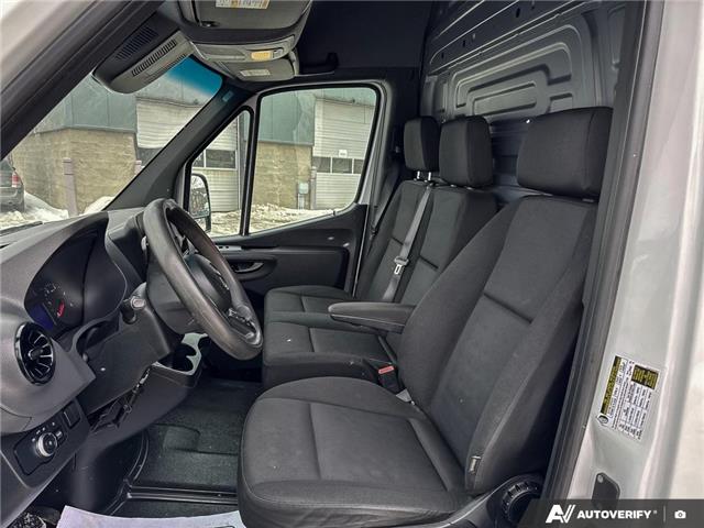 2021 Mercedes-Benz Sprinter 2500 Standard Roof I4 Diesel (Stk: L3138) in London - Image 20 of 25