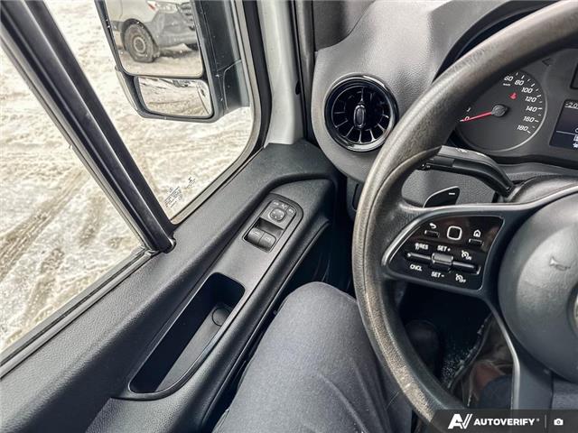 2021 Mercedes-Benz Sprinter 2500 Standard Roof I4 Diesel (Stk: L3150) in London - Image 17 of 25