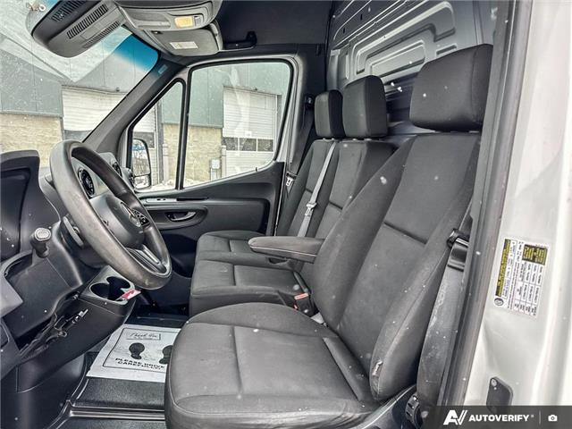 2021 Mercedes-Benz Sprinter 2500 Standard Roof I4 Diesel (Stk: L3150) in London - Image 20 of 25