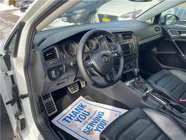 2017 Volkswagen Golf Alltrack 1.8 TSI (Stk: V542444) in Scarborough - Image 12 of 23