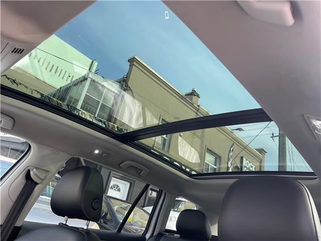 2017 Volkswagen Golf Alltrack 1.8 TSI (Stk: V542444) in Scarborough - Image 13 of 23