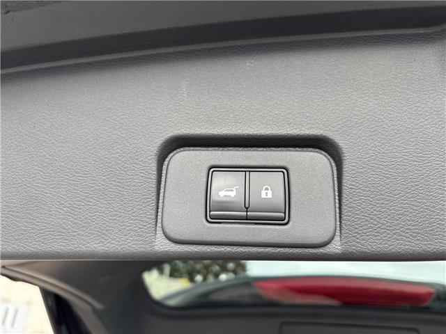 2022 Nissan Rogue Platinum (Stk: 21617A) in Brantford - Image 19 of 27