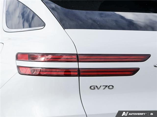 2025 Genesis GV70 2.5T Advanced Plus (Stk: 120922) in London - Image 12 of 26