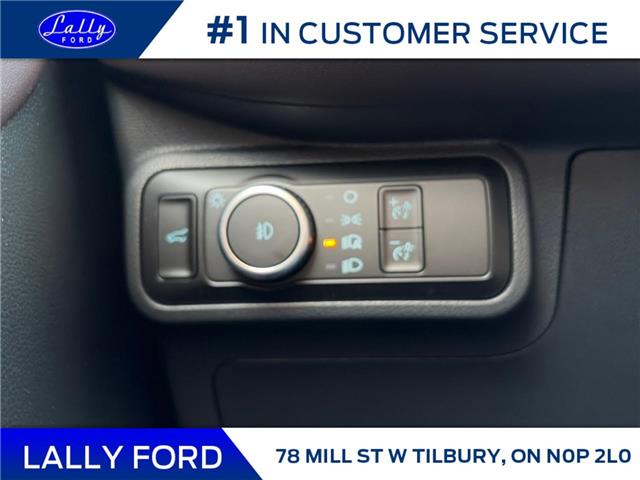 2026 Ford Explorer Platinum (Stk: LFEX01589) in Tilbury - Image 8 of 15