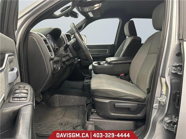 2022 RAM 2500 Big Horn (Stk: 302892) in Lethbridge - Image 9 of 15