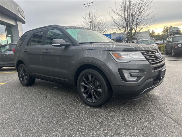 2017 Ford Explorer XLT (Stk: 704779J) in Surrey - Image 6 of 15
