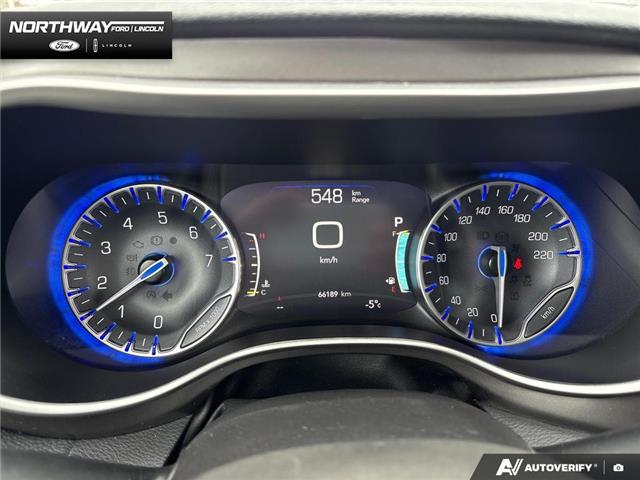 2023 Chrysler Pacifica Touring-L (Stk: DR1064) in Brantford - Image 13 of 23
