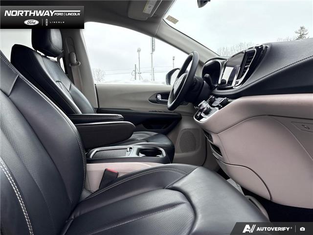 2023 Chrysler Pacifica Touring-L (Stk: DR1064) in Brantford - Image 20 of 23
