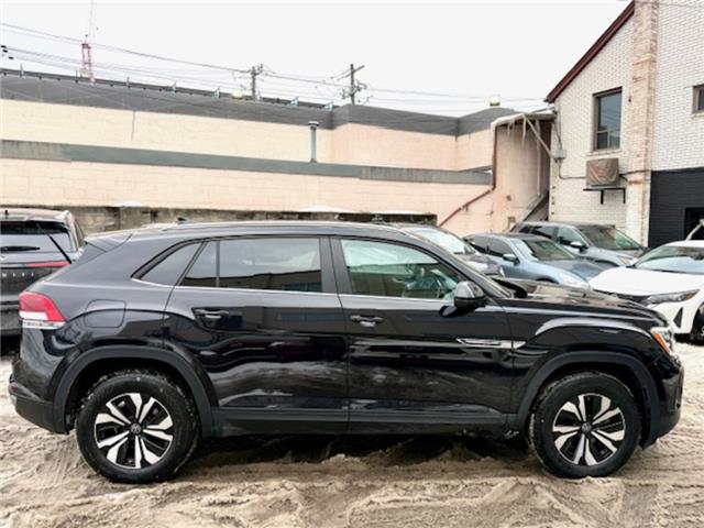 2025 Volkswagen Atlas Cross Sport 2.0 TSI Comfortline (Stk: HPU0370) in Toronto - Image 4 of 23
