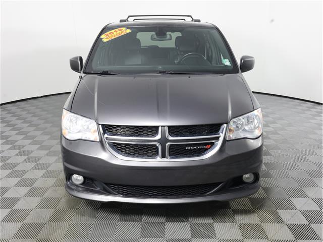 2019 Dodge Grand Caravan 35th Anniversary (Stk: A20749) in Calgary - Image 2 of 20