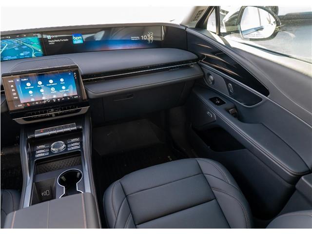 2026 Lincoln Nautilus Premiere (Stk: T-1438) in Calgary - Image 17 of 20