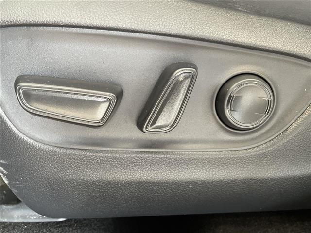 2025 Toyota RAV4 Plug-In Hybrid XSE (Stk: 12106815) in Concord - Image 23 of 45