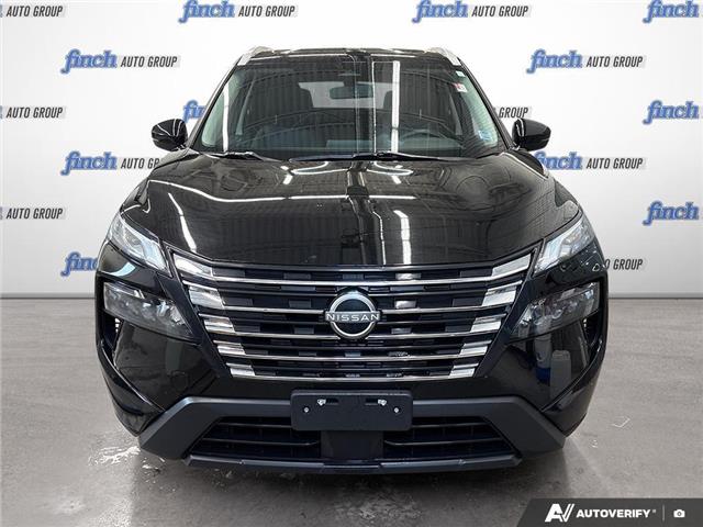2024 Nissan Rogue SV Moonroof (Stk: 165149) in London - Image 2 of 26
