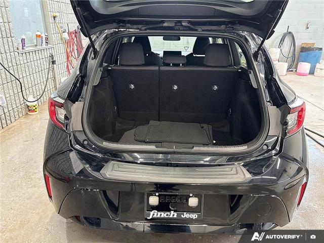 2025 Toyota Corolla Hatchback Base (Stk: 165148) in London - Image 13 of 26