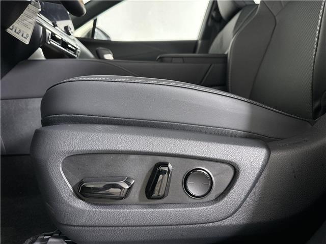 2026 Lexus RX 450h+ Base (Stk: 14112073) in Markham - Image 12 of 18