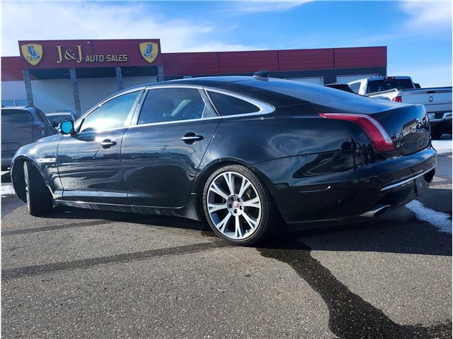 2017 Jaguar XJ XJL Portfolio (Stk: J25064) in Brandon - Image 8 of 22 2017 Jaguar XJ XJL Portfolio (Stk: J25064) in Brandon - Image 8 of 22