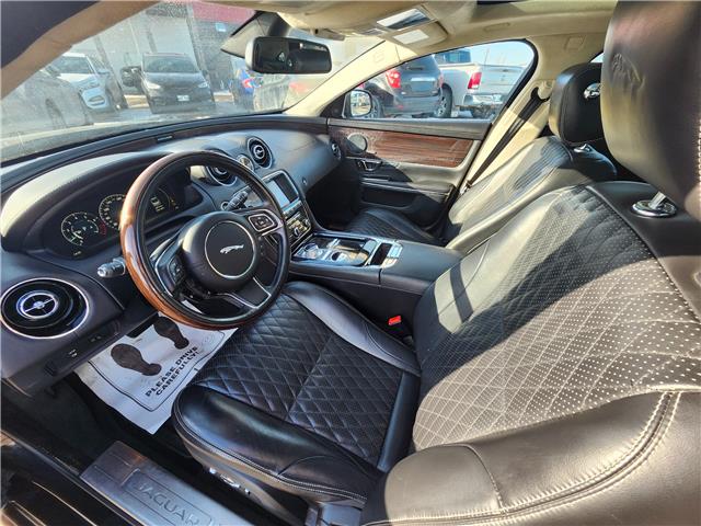 2017 Jaguar XJ XJL Portfolio (Stk: J25064) in Brandon - Image 10 of 22 2017 Jaguar XJ XJL Portfolio (Stk: J25064) in Brandon - Image 10 of 22