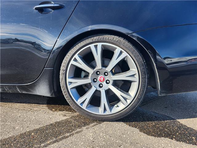2017 Jaguar XJ XJL Portfolio (Stk: J25064) in Brandon - Image 21 of 22 2017 Jaguar XJ XJL Portfolio (Stk: J25064) in Brandon - Image 21 of 22
