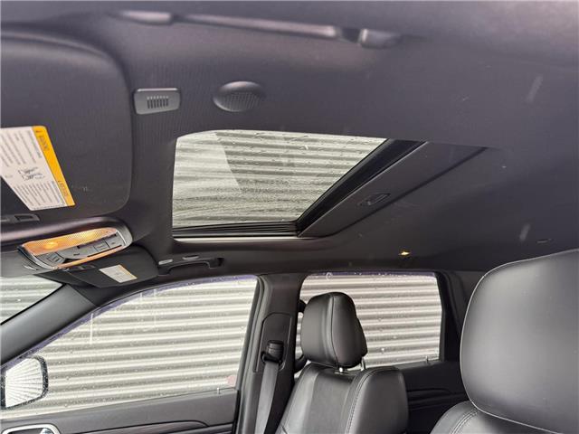 2020 Jeep Grand Cherokee Laredo (Stk: 25535A) in London - Image 10 of 25