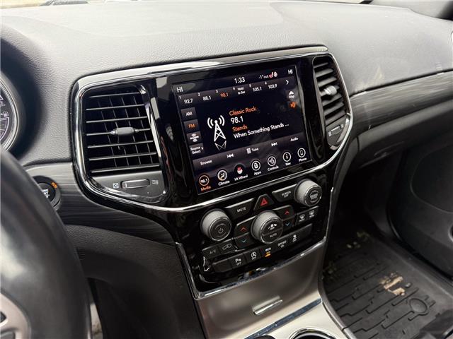 2020 Jeep Grand Cherokee Laredo (Stk: 25535A) in London - Image 17 of 25