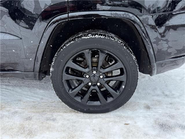 2020 Jeep Grand Cherokee Laredo (Stk: 25535A) in London - Image 25 of 25