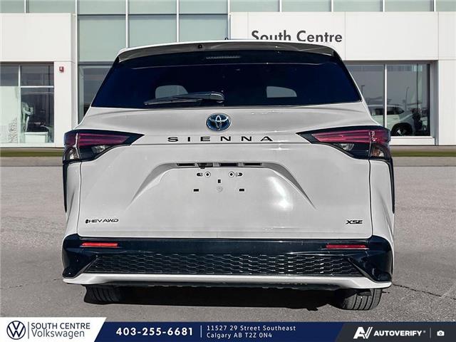 2025 Toyota Sienna XSE 7-Passenger (Stk: SU7721) in Calgary - Image 5 of 25