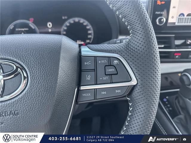 2025 Toyota Sienna XSE 7-Passenger (Stk: SU7721) in Calgary - Image 16 of 25