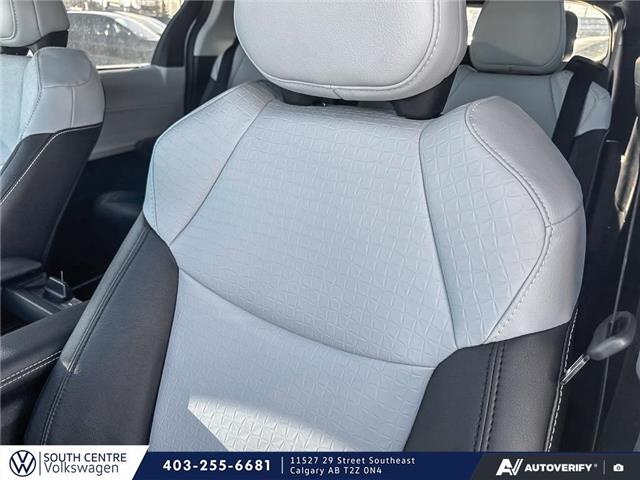 2025 Toyota Sienna XSE 7-Passenger (Stk: SU7721) in Calgary - Image 20 of 25