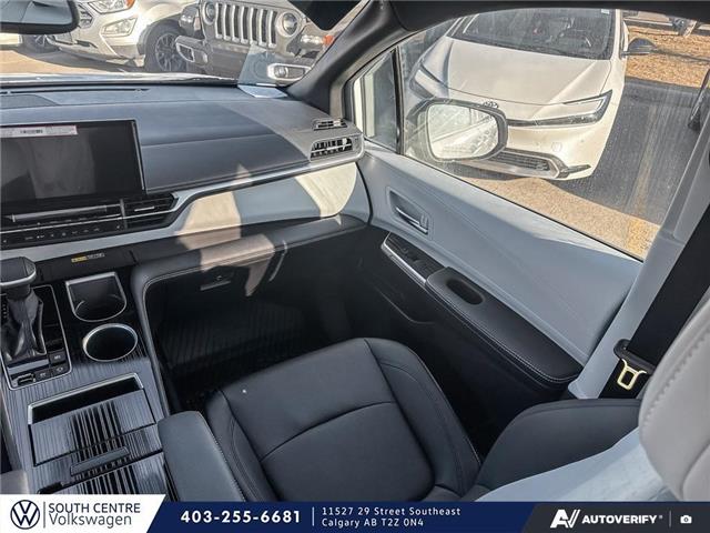 2025 Toyota Sienna XSE 7-Passenger (Stk: SU7721) in Calgary - Image 25 of 25
