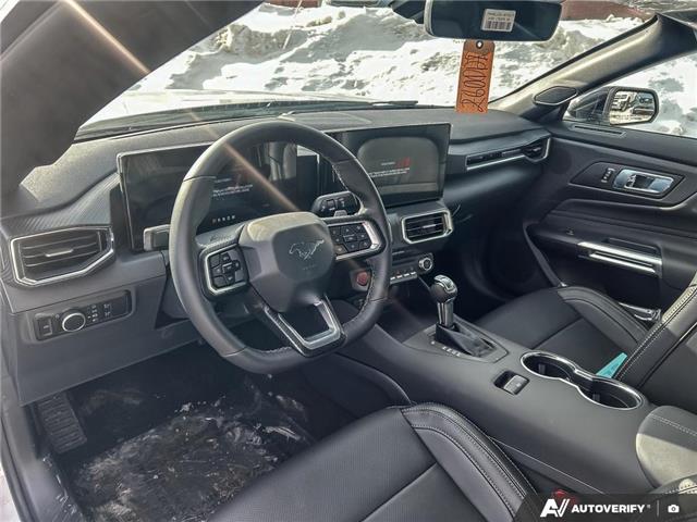 2026 Ford Mustang GT Premium (Stk: 260117) in Hamilton - Image 9 of 20