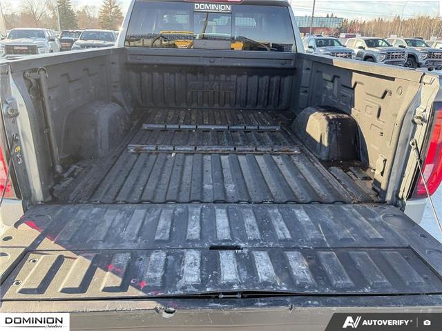 2020 GMC Sierra 1500 SLT (Stk: 28565B) in Thunder Bay - Image 11 of 24