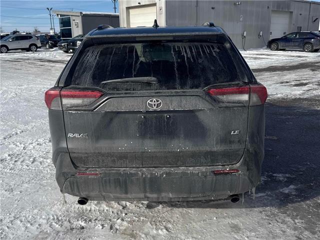 2020 Toyota RAV4 LE (Stk: 165378) in London - Image 5 of 15