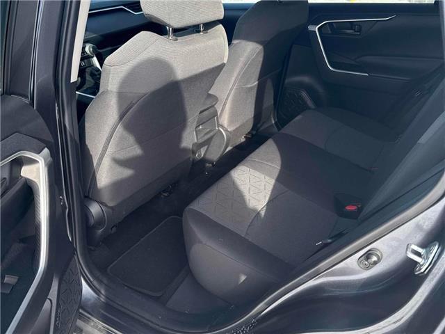 2020 Toyota RAV4 LE (Stk: 165378) in London - Image 13 of 15
