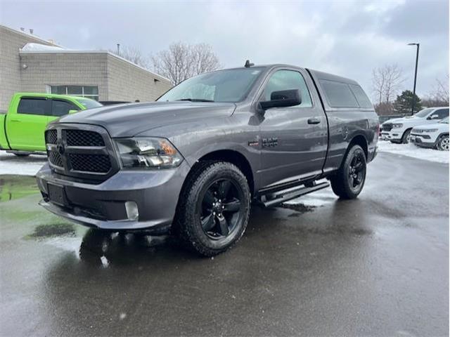 2022 RAM 1500 Classic SLT (Stk: 165381) in London - Image 1 of 11