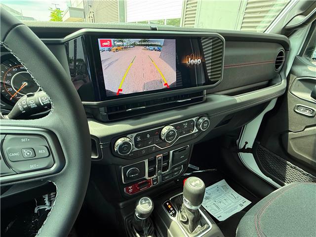 2025 Jeep Wrangler Rubicon (Stk: 25446D) in London - Image 18 of 22