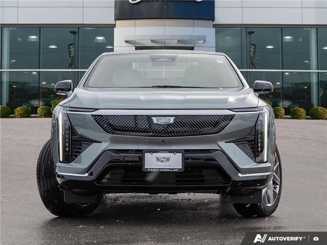 2026 Cadillac OPTIQ Luxury (Stk: 173485) in London - Image 2 of 27
