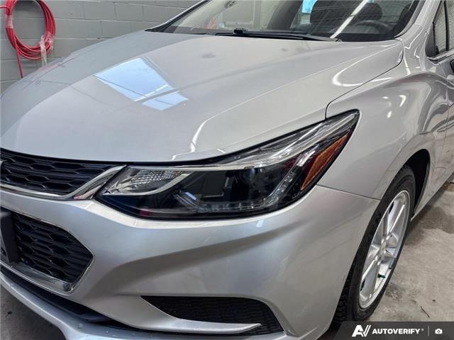 2018 Chevrolet Cruze LT Auto (Stk: 165002) in London - Image 8 of 26