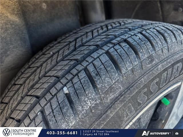 2025 Volkswagen Taos Trendline (Stk: SU7712) in Calgary - Image 7 of 25