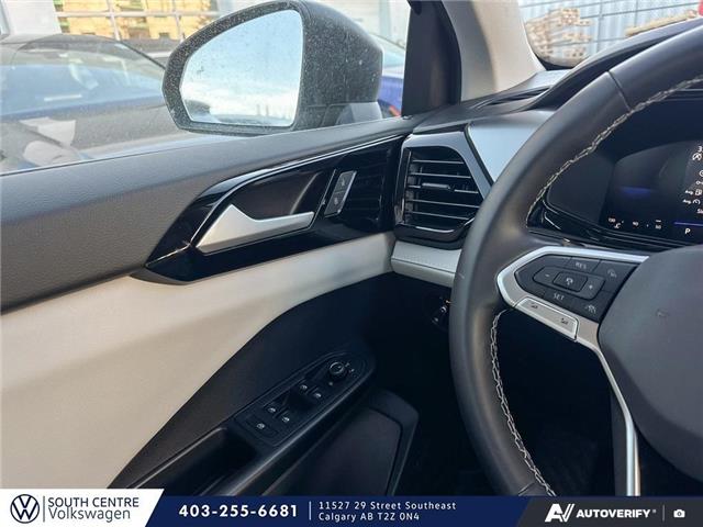 2025 Volkswagen Taos Trendline (Stk: SU7712) in Calgary - Image 17 of 25
