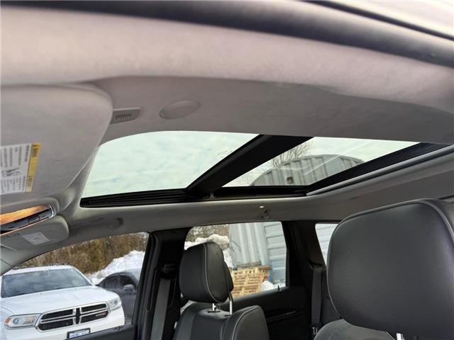 2021 Jeep Grand Cherokee Summit (Stk: 119254) in London - Image 6 of 10